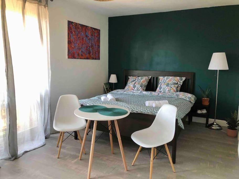 Cozy Studio With Balcony And Free Parking Aix-en-Provence Eksteriør bilde