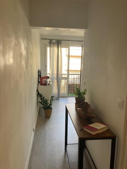 Cozy Studio With Balcony And Free Parking Aix-en-Provence Eksteriør bilde